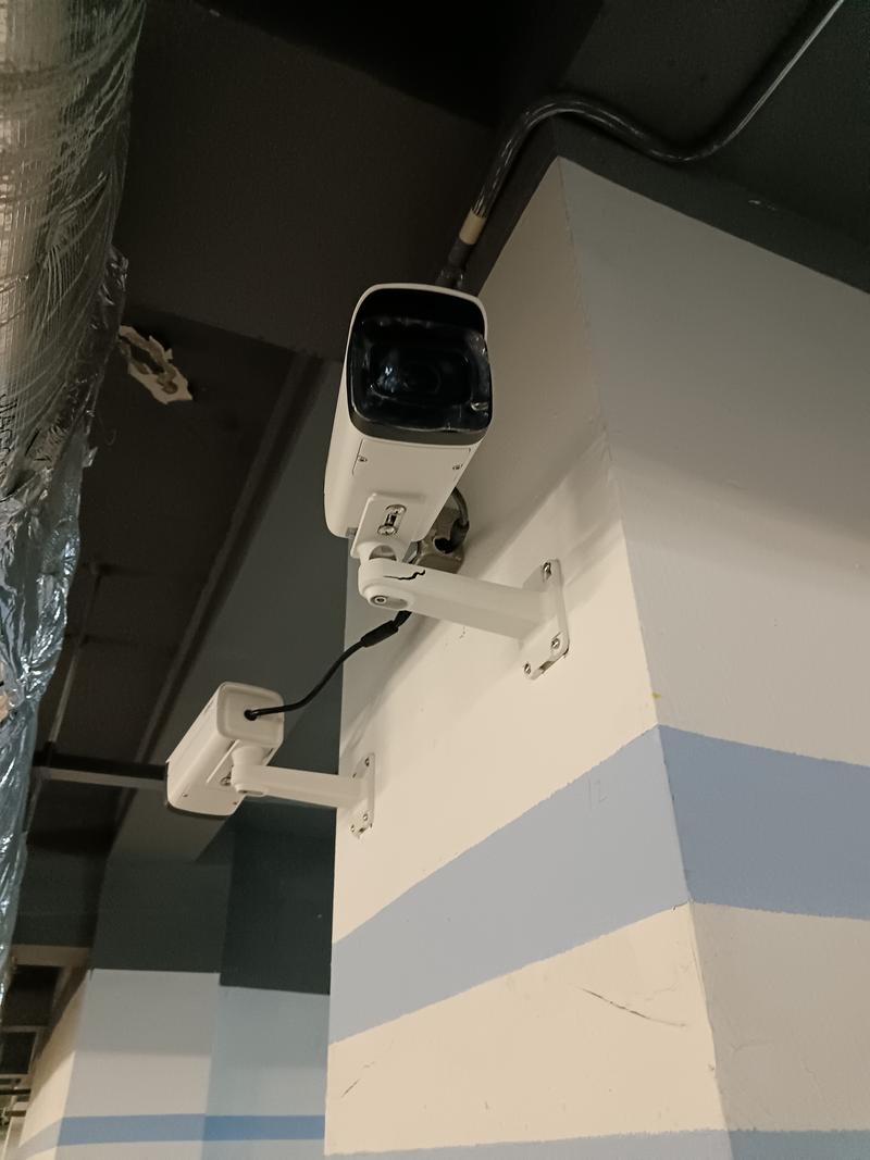 红外线摄像头晚上能不能看清人呢 红外线摄像头晚上能不能看清人呢